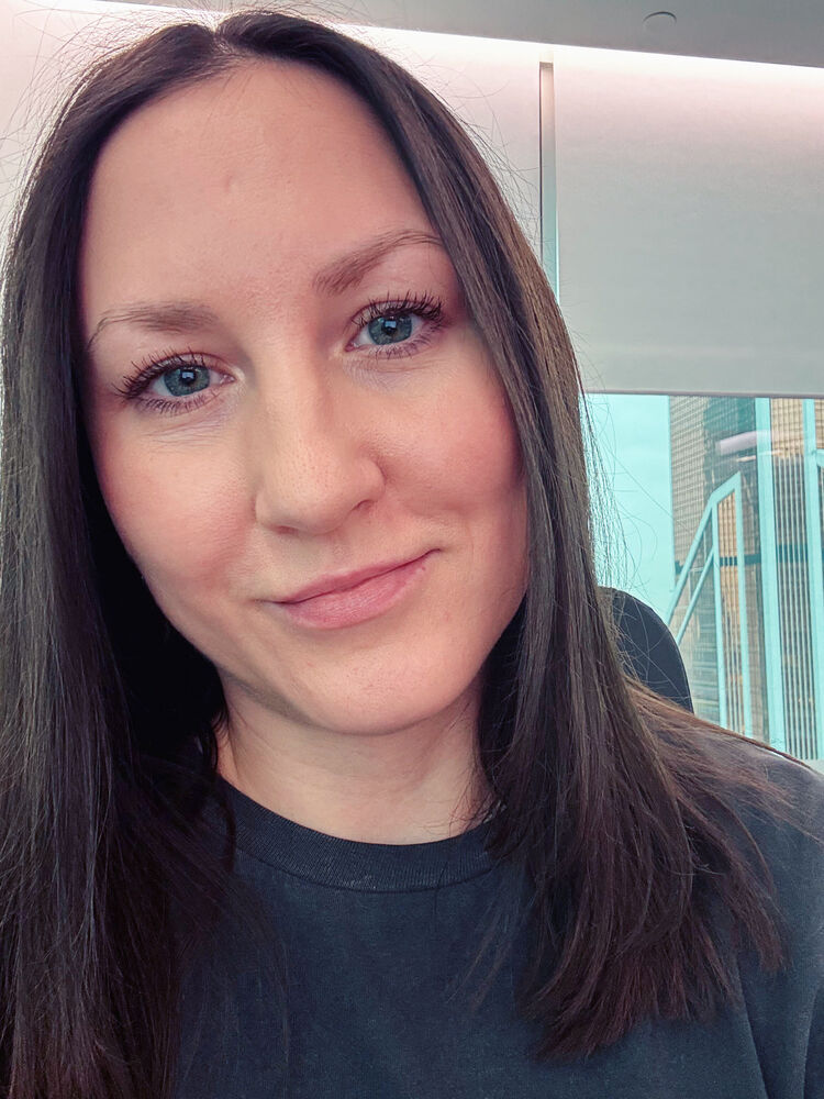  54695019  Anna, 39 ,    