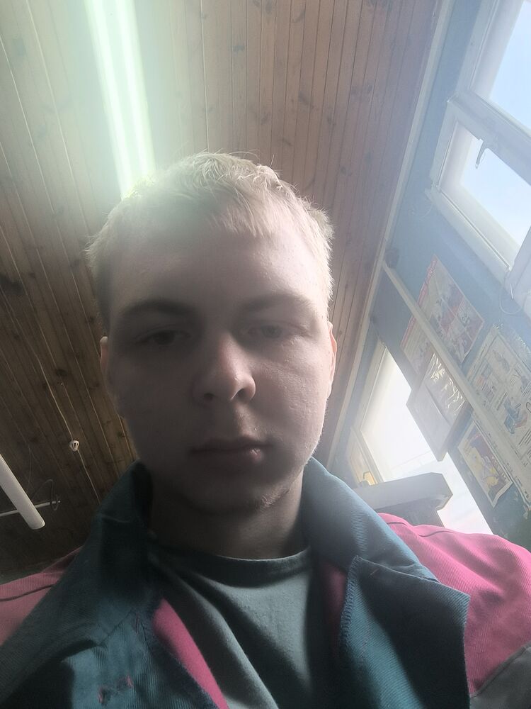  41874309  Oleg, 21 ,    