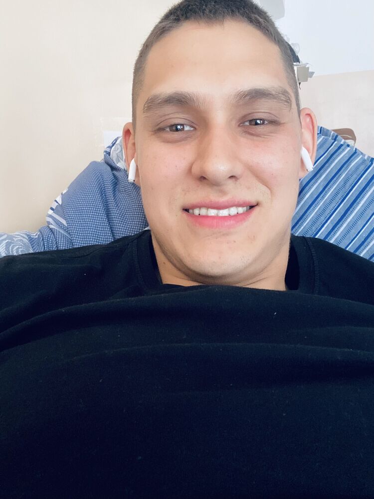  ,   Aleksander, 23 ,   ,   , c 