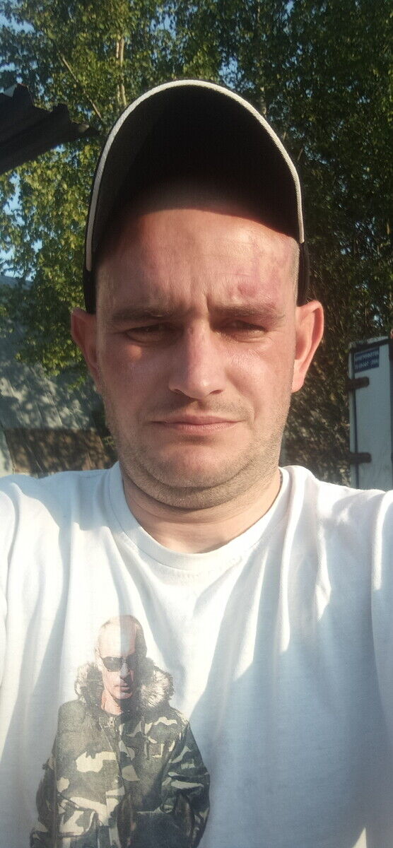  21382759  , 39 ,    