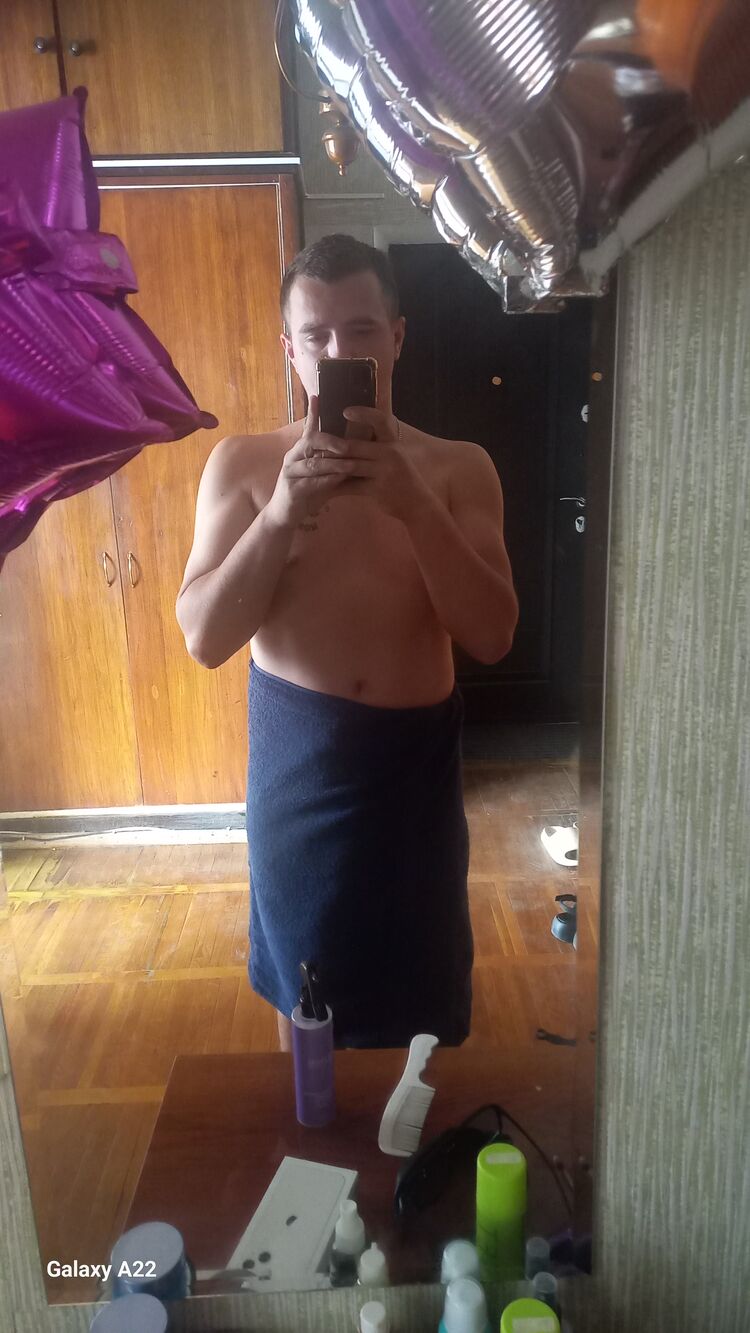  49562959  , 24 ,    