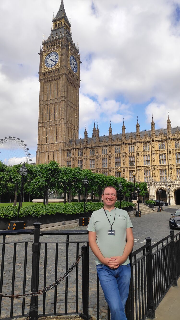  ,   Vlad, 39 ,   ,   , c 