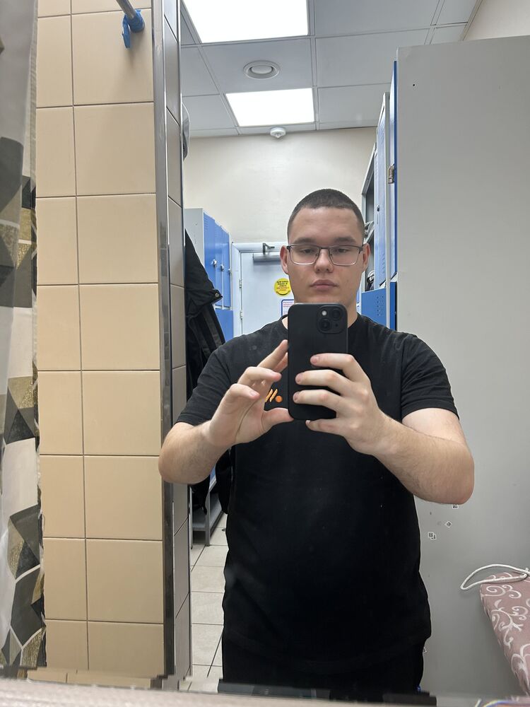  48524239  , 22 ,    