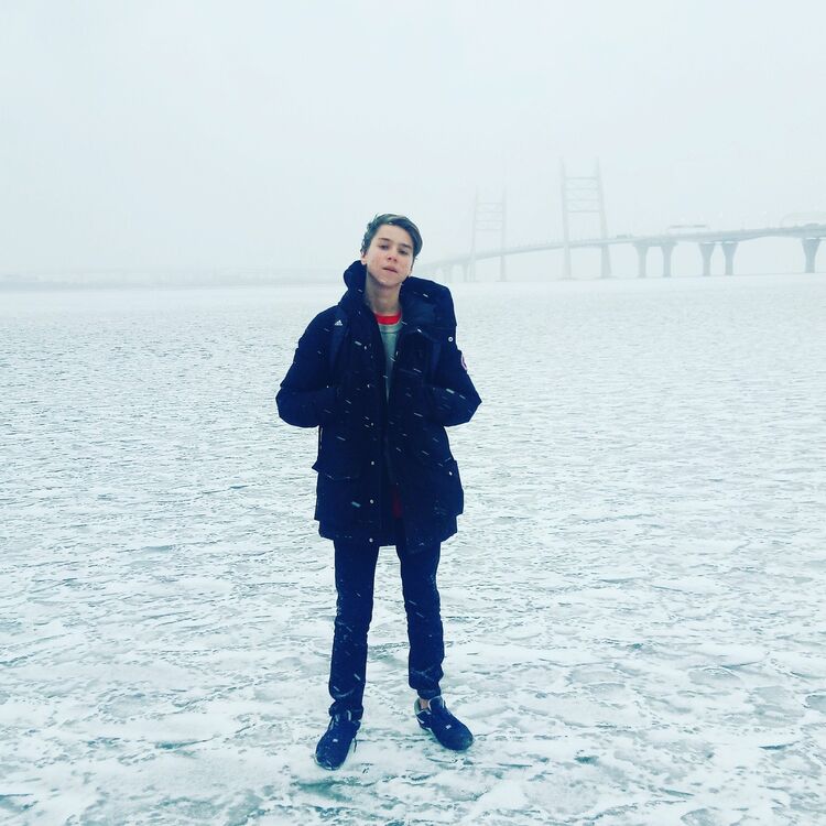  -,   , 24 ,   