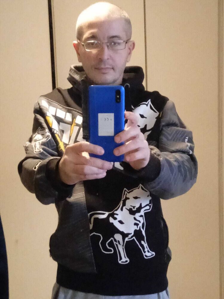  ,   Timo, 44 ,   ,   , c , 