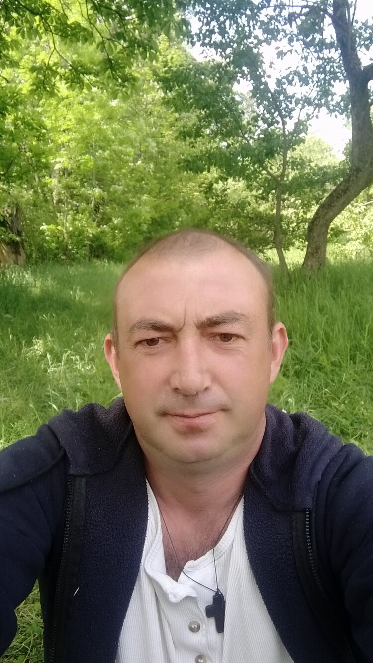  43876279  , 42 ,    