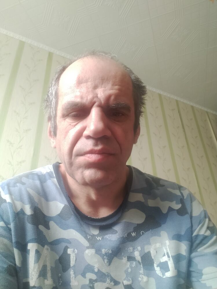  33095699  , 52 ,    