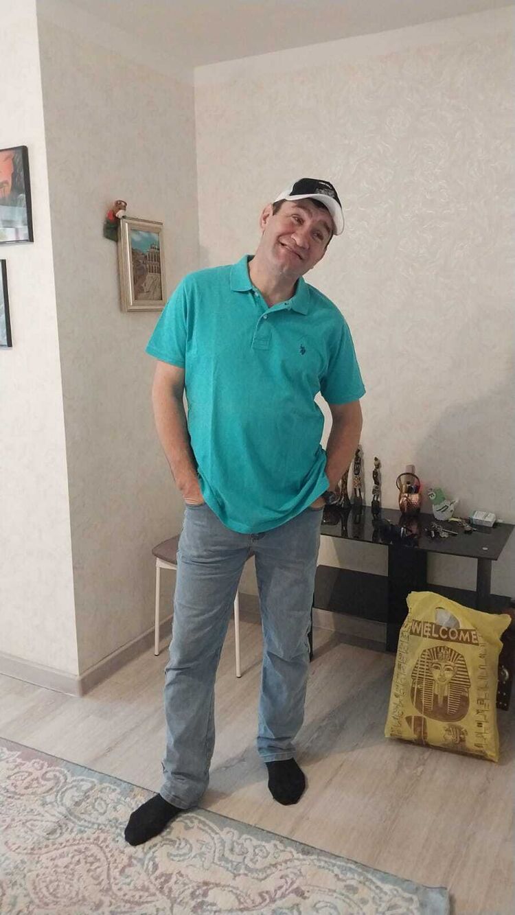  49337979  , 44 ,    
