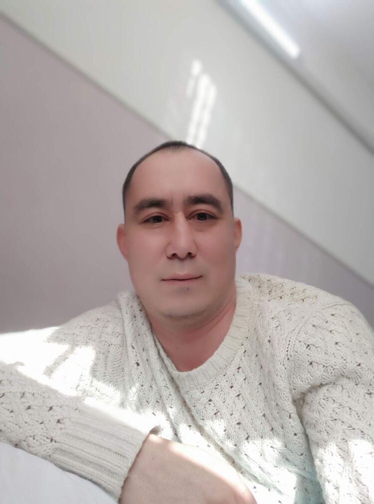  35997369  , 40 ,    