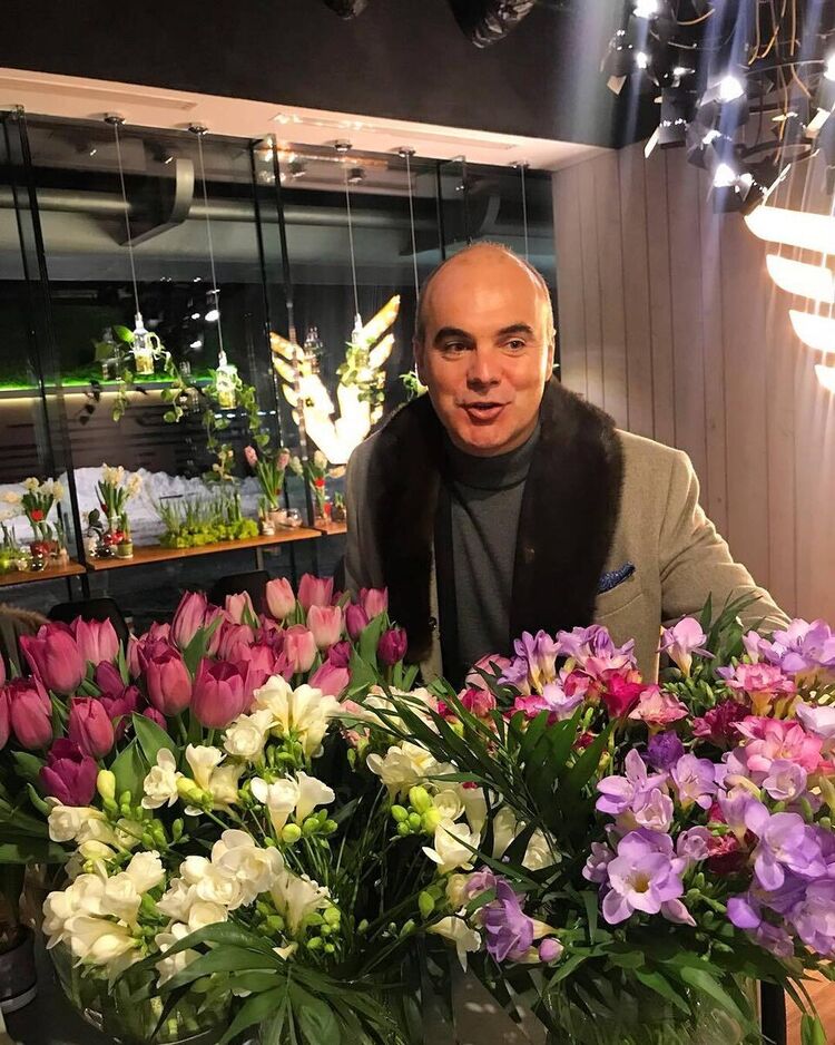 ,   Benjamin, 54 ,   ,   , c 