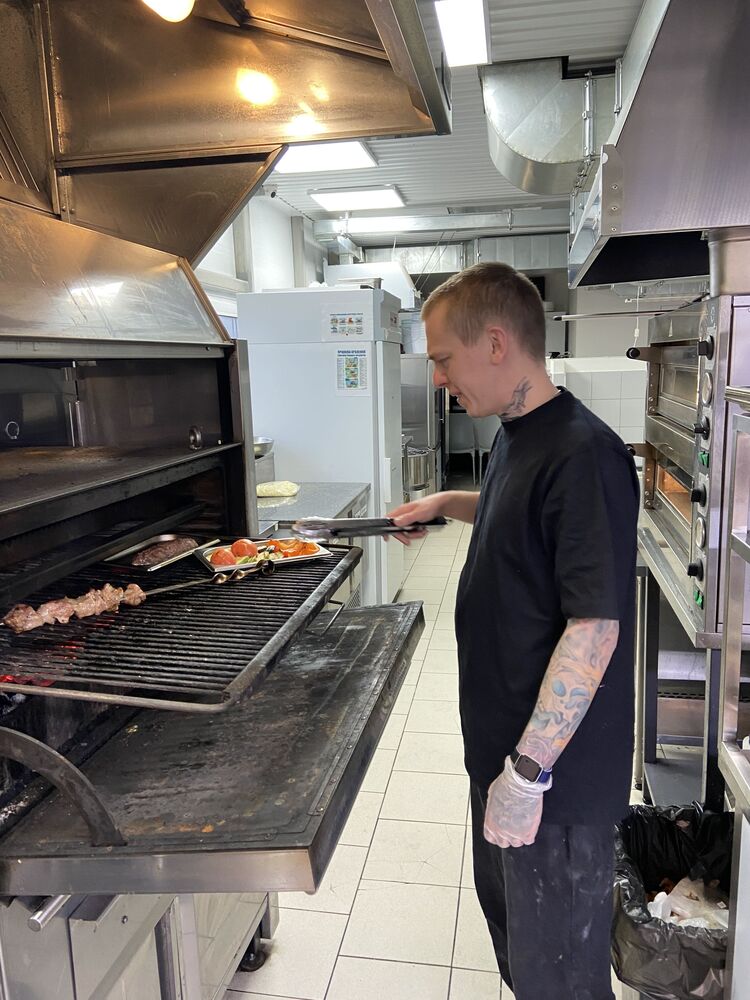 ���� 40602779 ������� Anton, 30 ���, ���� ���������� � �������