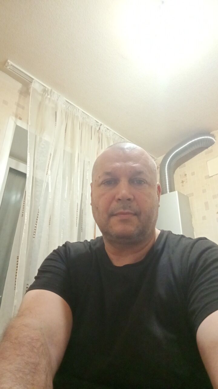  49306539  , 52 ,    