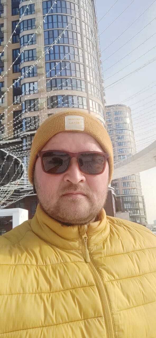  48761569  , 34 ,    --