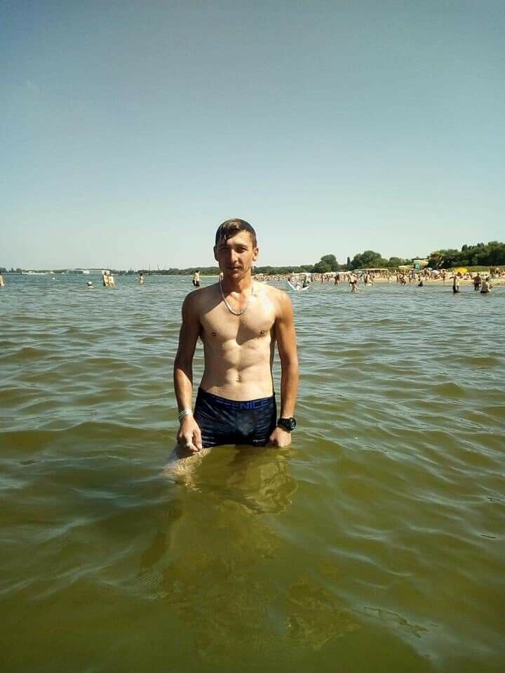  30163189  Nikolaj, 31 ,    
