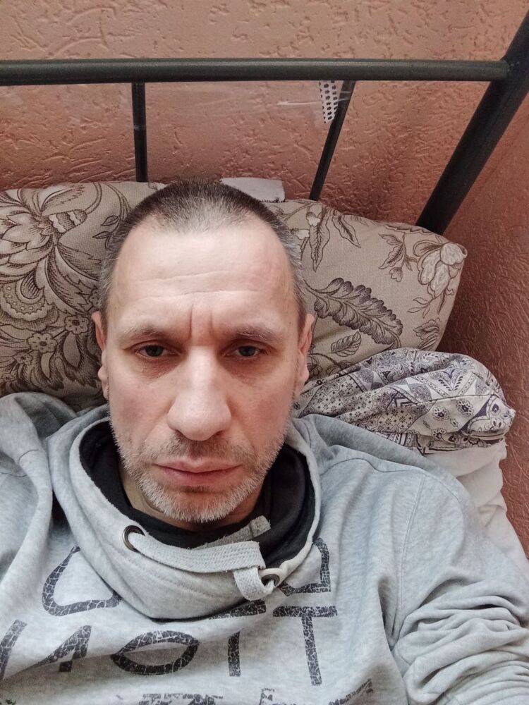  40318779  Alex, 50 ,    
