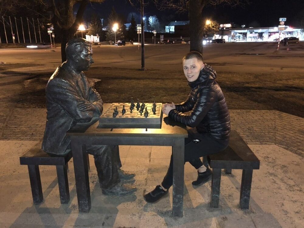  16042779  , 34 ,    