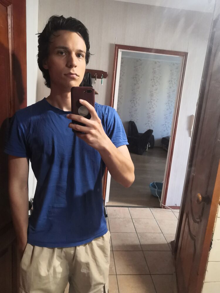  44669249  , 24 ,    -