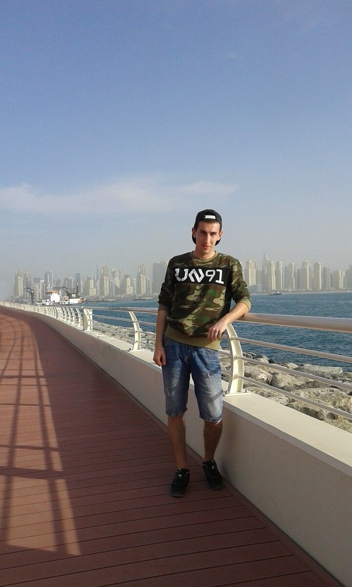  -,   David, 35 ,   ,   , c 