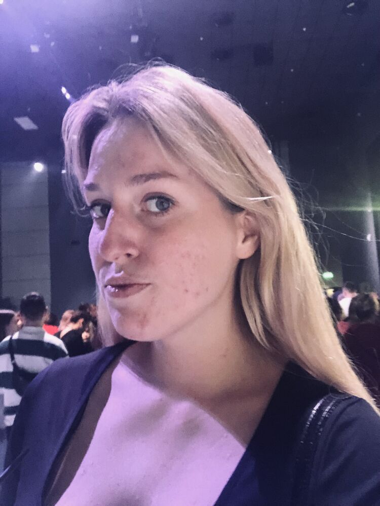  38717329  , 28 ,    