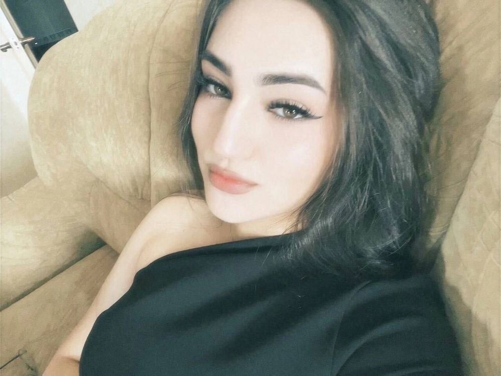  ,   Madina, 24 ,     , c 