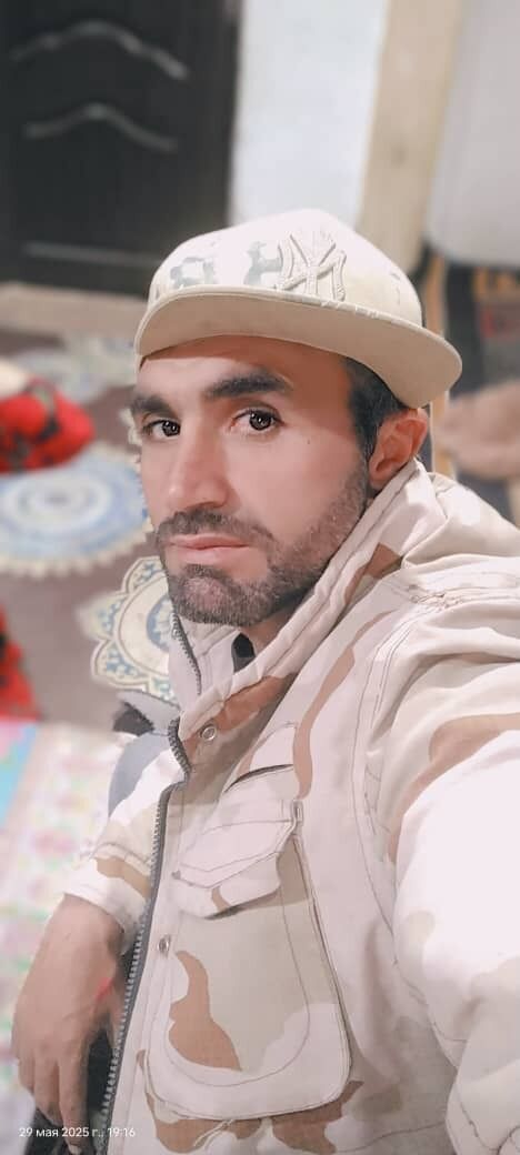  ,   Farid, 34 ,   ,   