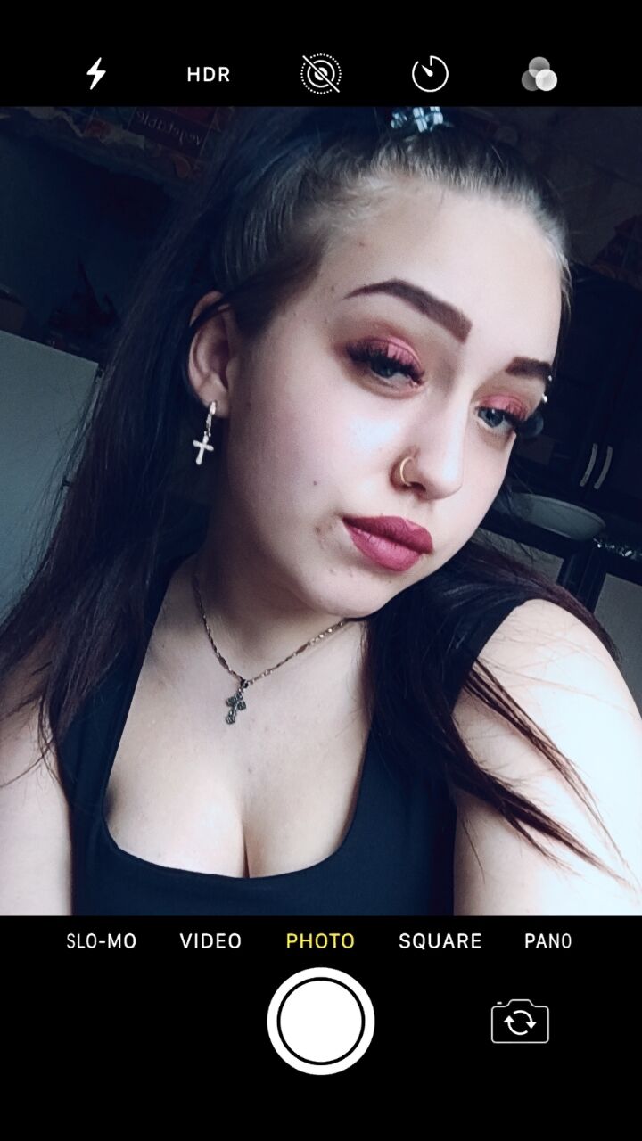  50271029  Sofia, 19 ,    