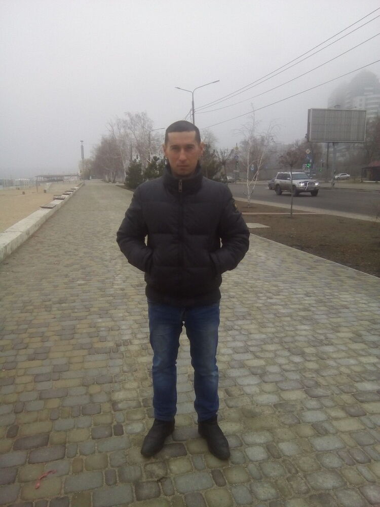  15381619  , 43 ,    