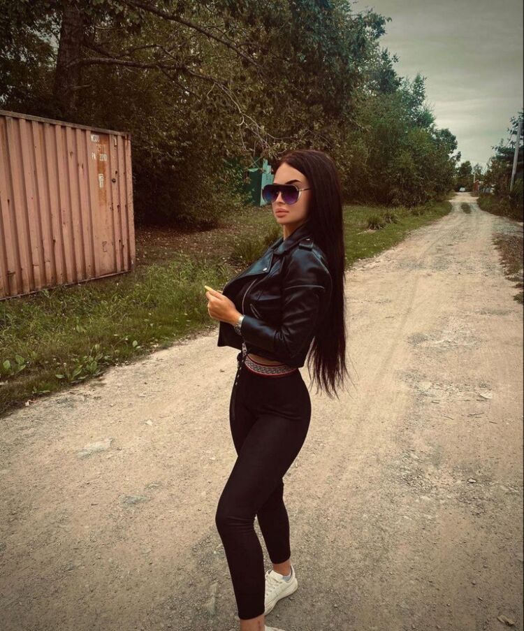  46354529  Diana, 26 ,    