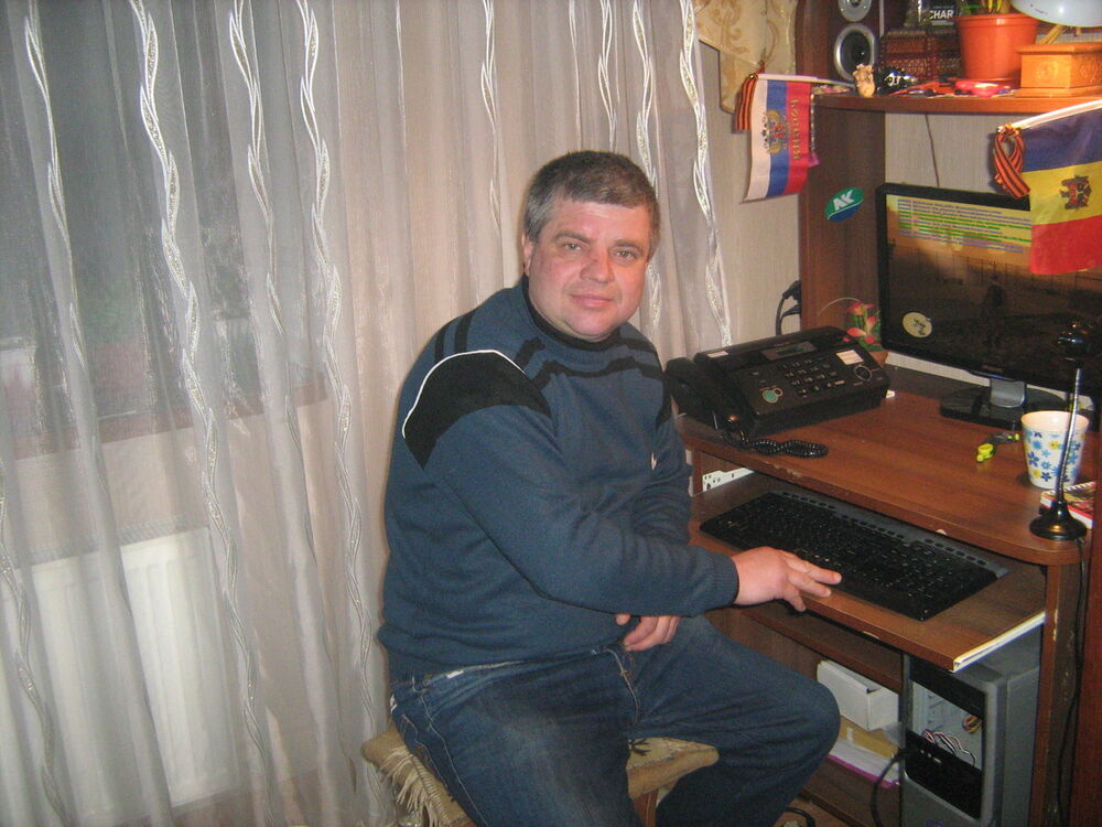  ,   Victor, 49 ,   ,   , c 