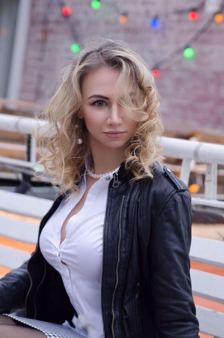 23981869  Oksana, 27 ,    --