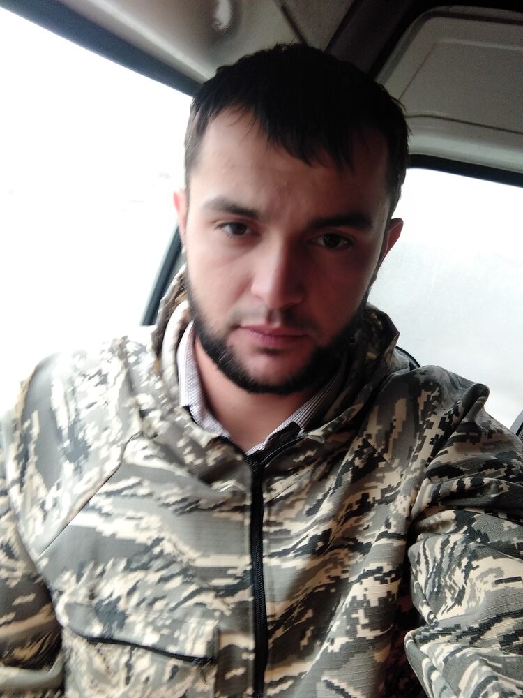  50405589  , 33 ,    