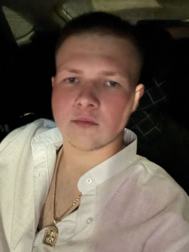  52913869  John, 21 ,    