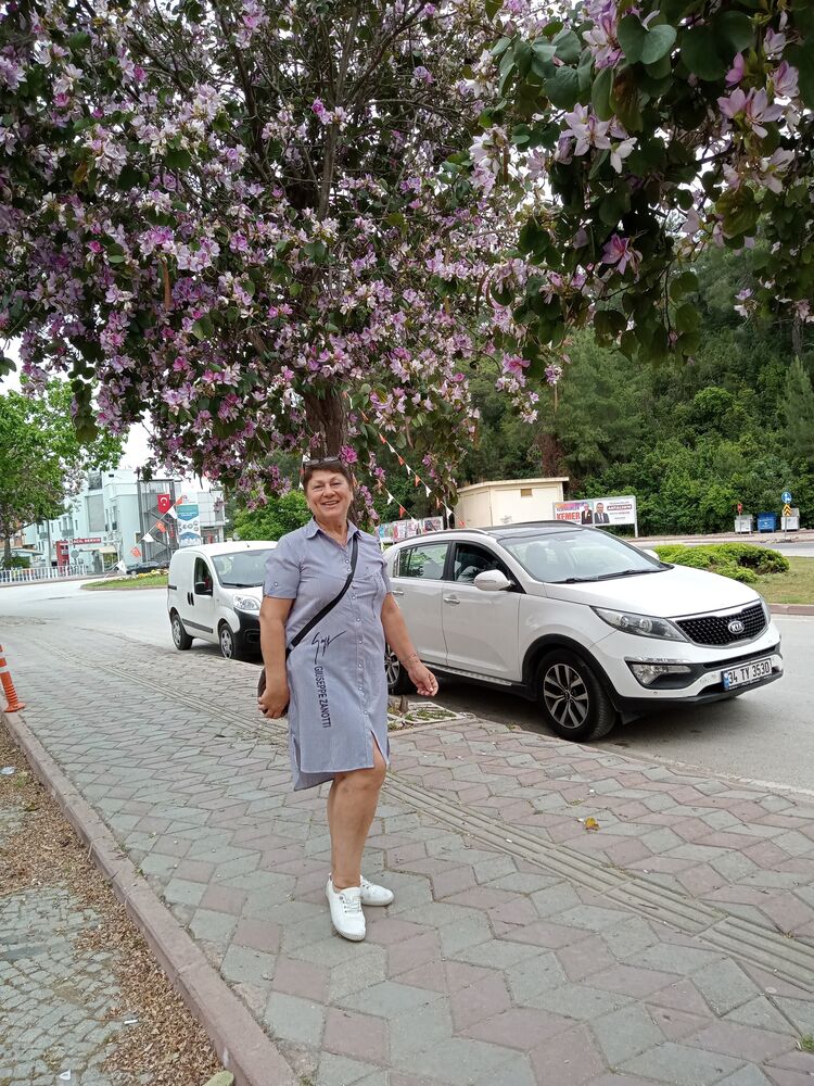  42922609  Svetlana, 59 ,    