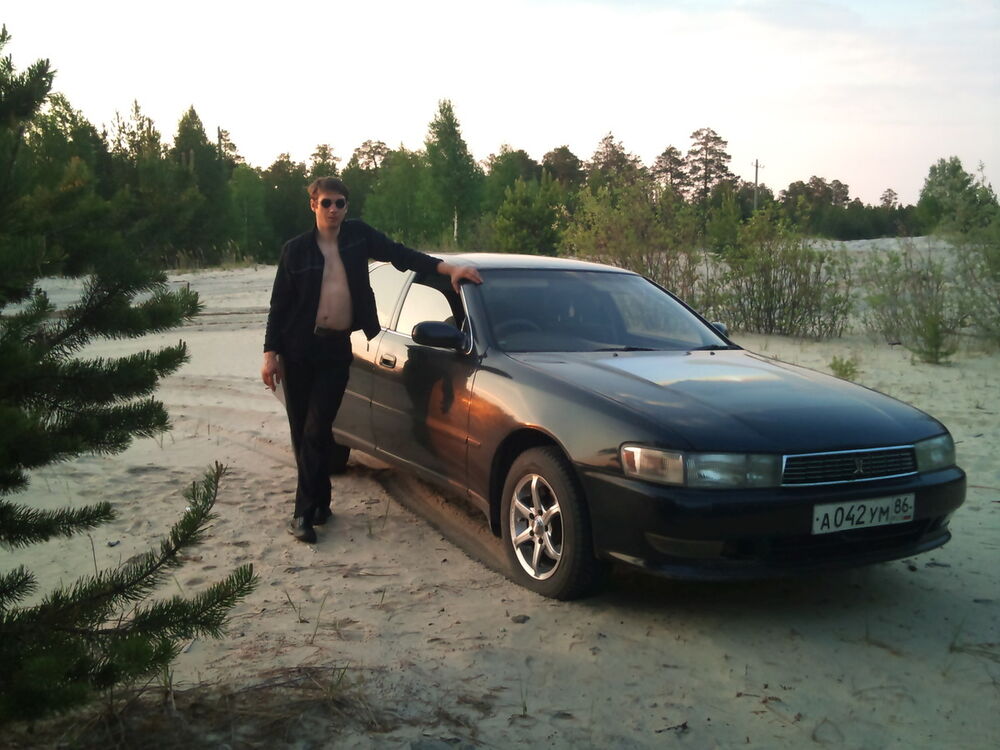  9643969  Jenia, 48 ,    