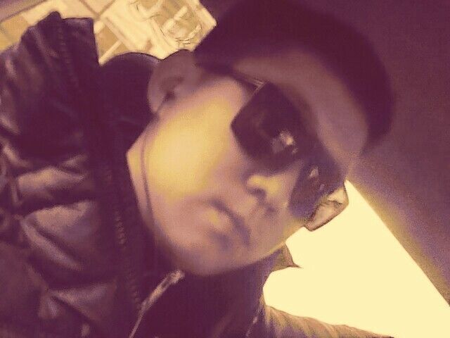  ,   Artur, 28 ,   