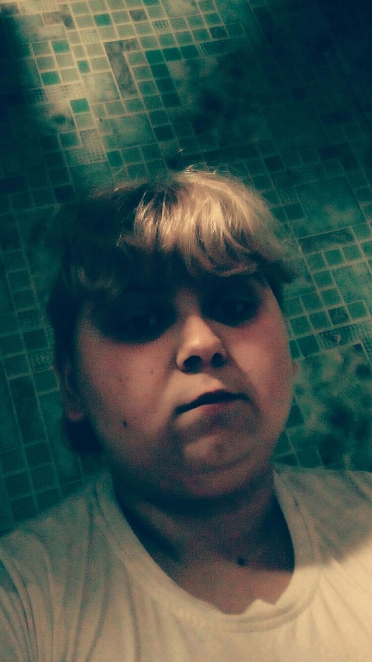  33457669  , 23 ,    
