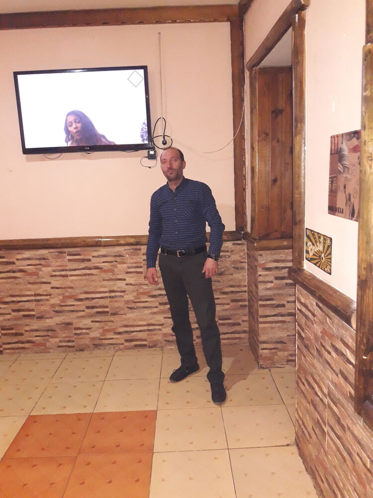  ,   Araz, 44 ,   ,   , c 