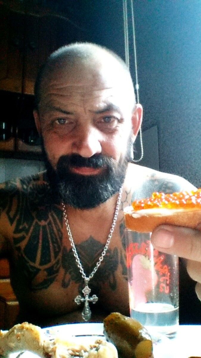  11218059  Nikolai, 65 ,    