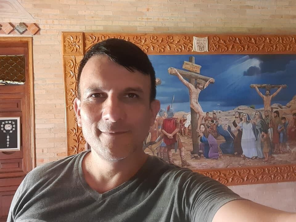  49646799  Dzmitry, 56 ,    