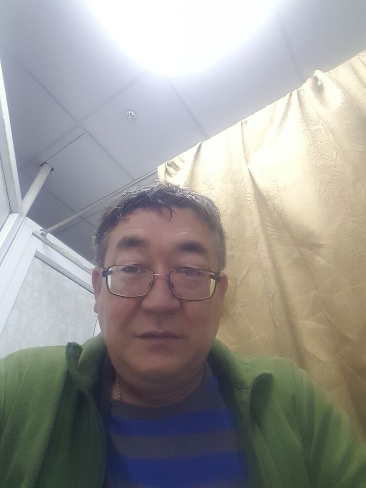  21366979  , 52 ,    