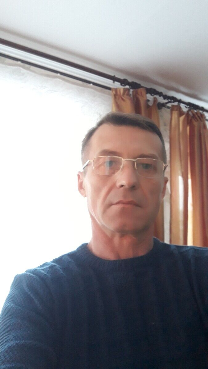  22438969  , 54 ,    