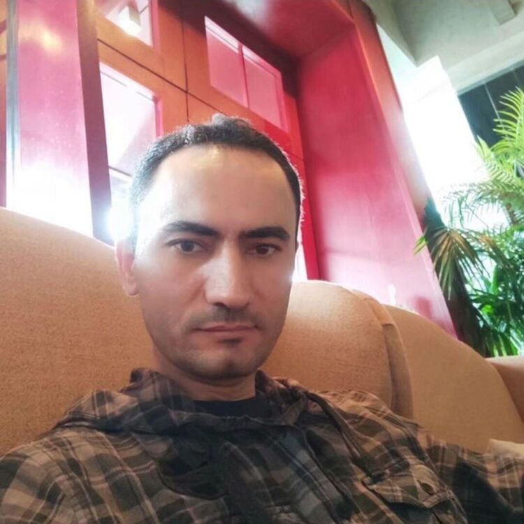  43045829  , 39 ,    
