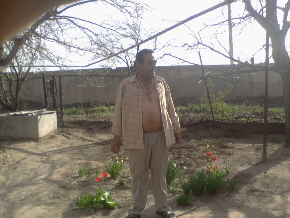  ,   Artur, 57 ,   ,   , c 