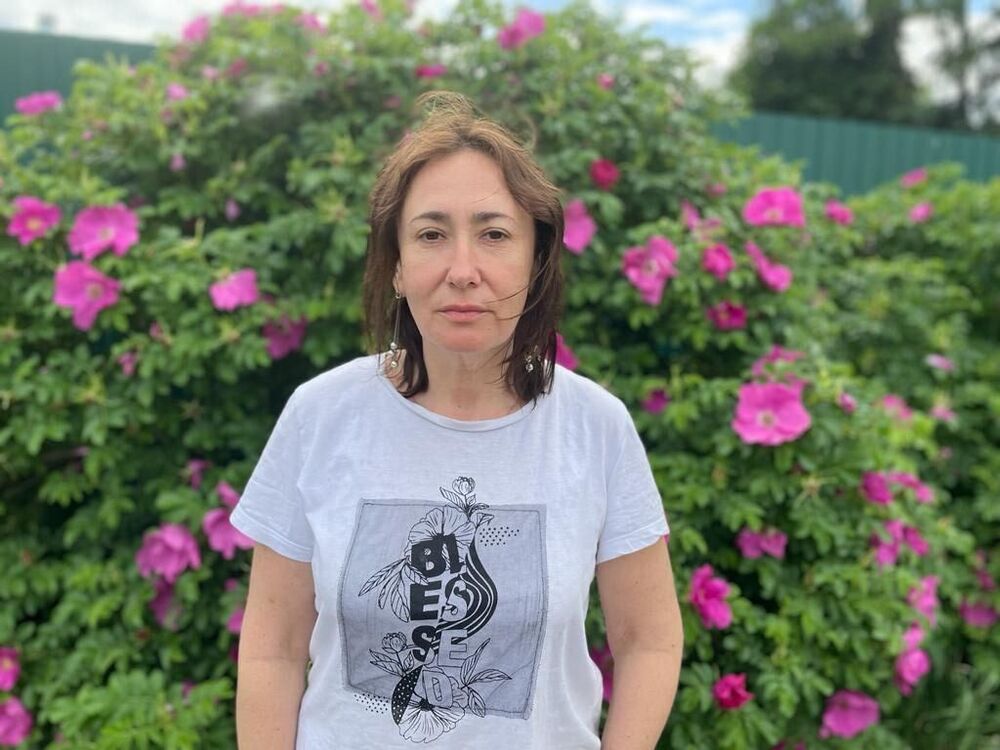  ,   Irin, 46 ,   c 