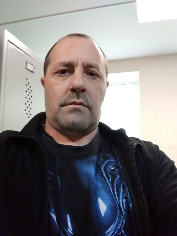  51052869  , 46 ,    