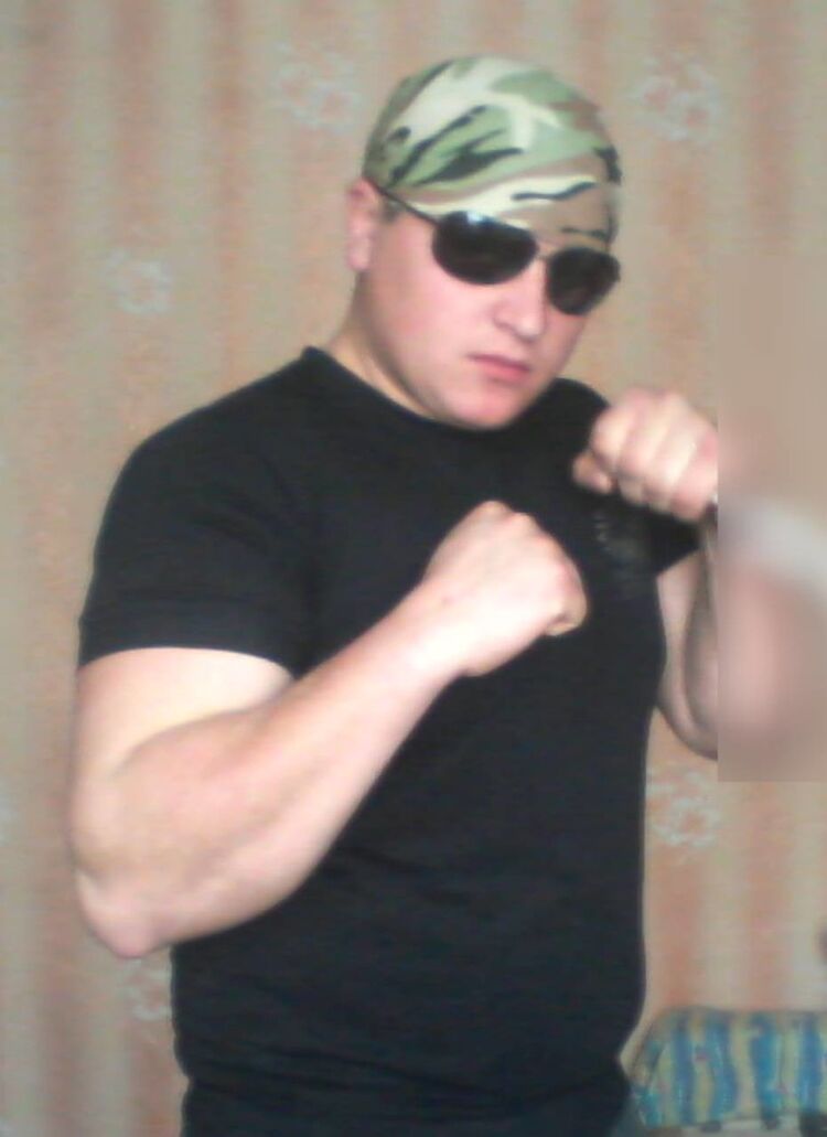  ,   Ruslan, 33 ,   