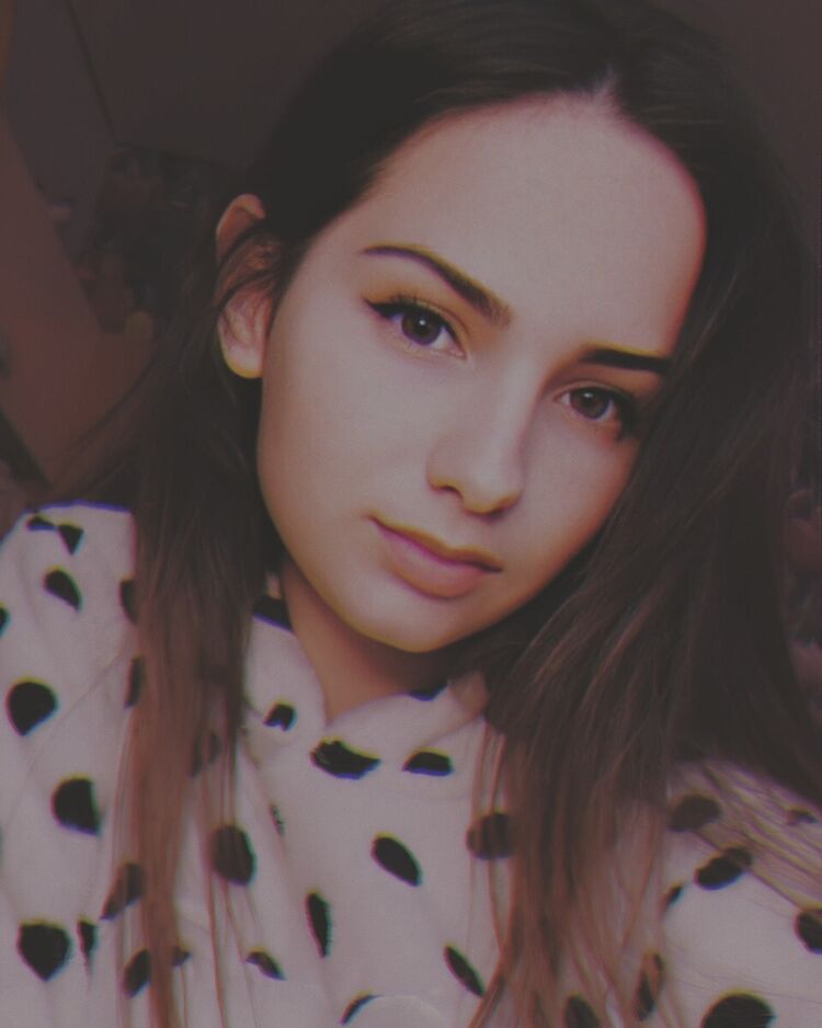  ,   Vikusha, 22 ,   ,   , c 