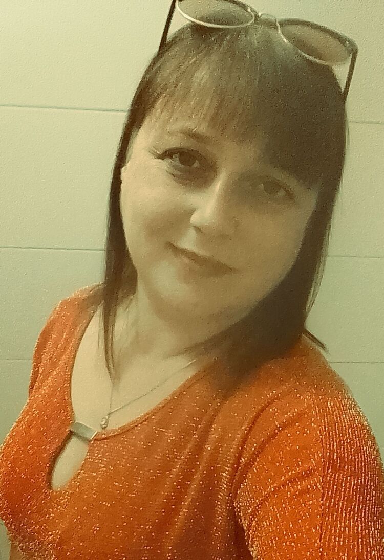  ,   Lilichka, 32 ,   