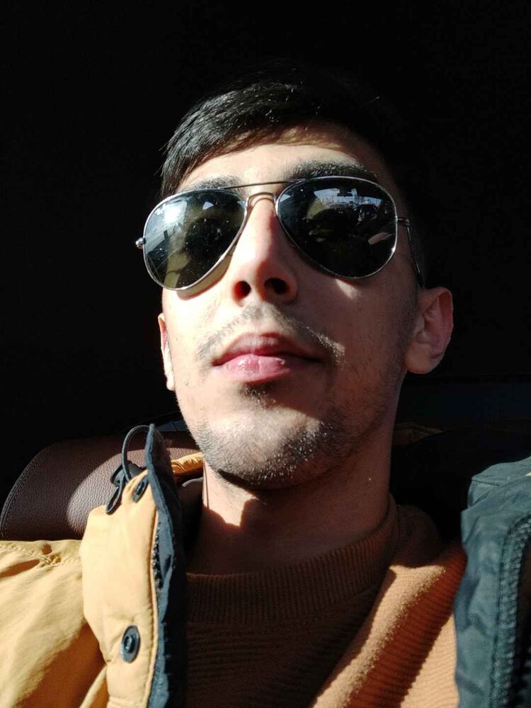  54280759  Suleyman, 48 ,    Nieuwland