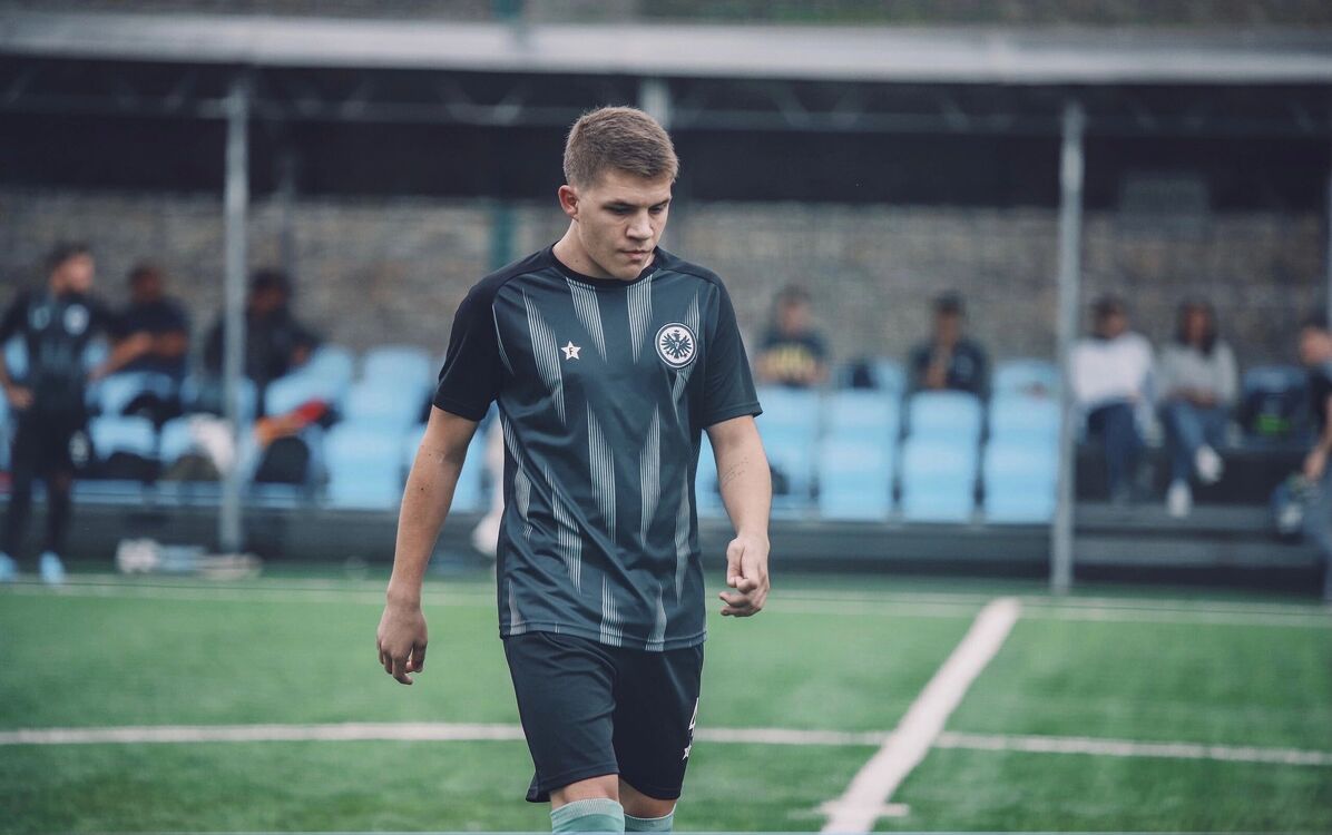  53751549  , 23 ,    --